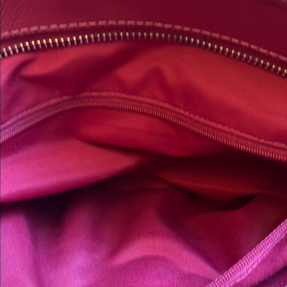 Coach Pink Berry Leather Tote with Gold Emblem - Picture 8 of 12